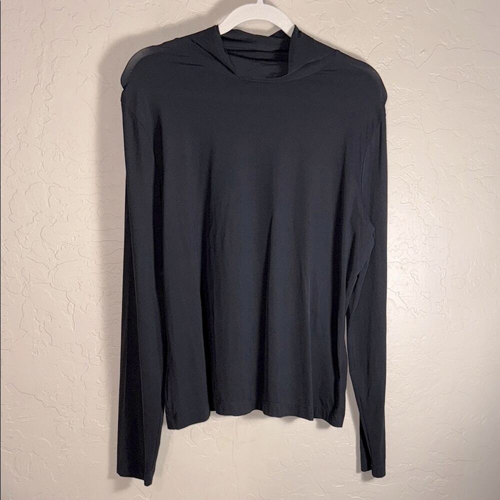 St. John caviar black mock neck long sleeve jersey nylon/ spandex blend top XL